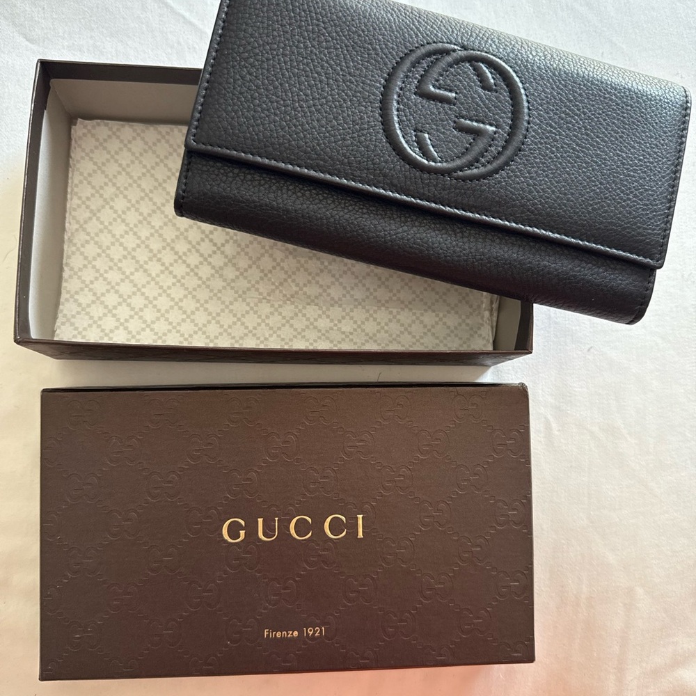 Gucci Black Leather Wallet